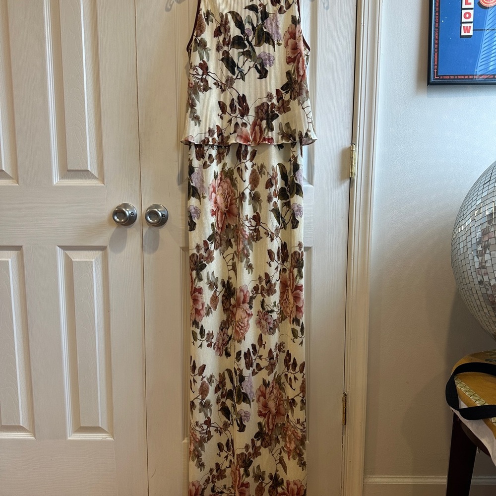 Vintage Floral Sleeveless Maxi Dress
